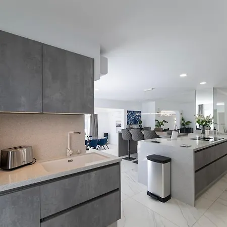וילה Casa Leon, Exceptional 6 Bed