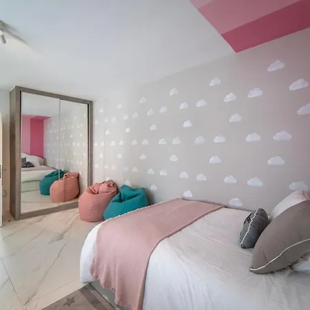 Villa Casa Leon, Exceptional 6 Bed Puerto del Carmen (Lanzarote)