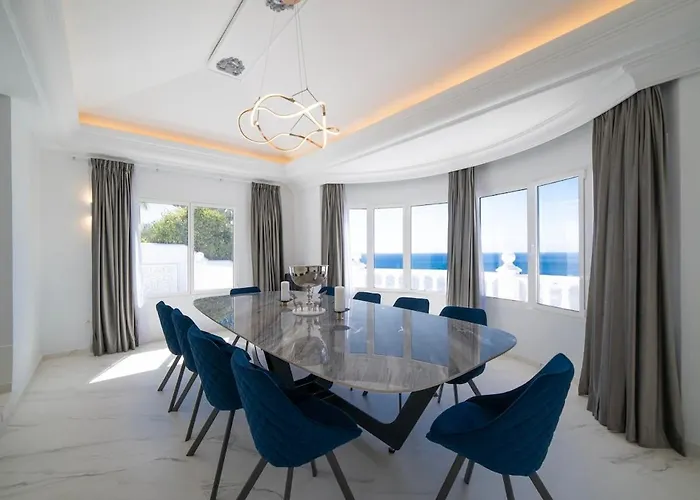 Casa Leon, Exceptional 6 Bed Villa *